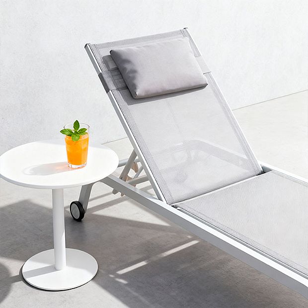 Aluminum Rolling Chaise Lounge Chair with Breathable Mesh Seat - 11D25C