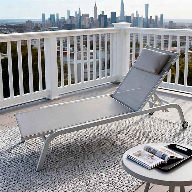 Aluminum Rolling Chaise Lounge Chair with Breathable Mesh Seat - 11D25C