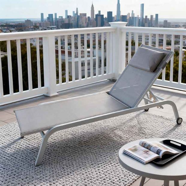 Aluminum Rolling Chaise Lounge Chair with Breathable Mesh Seat - 11D25C