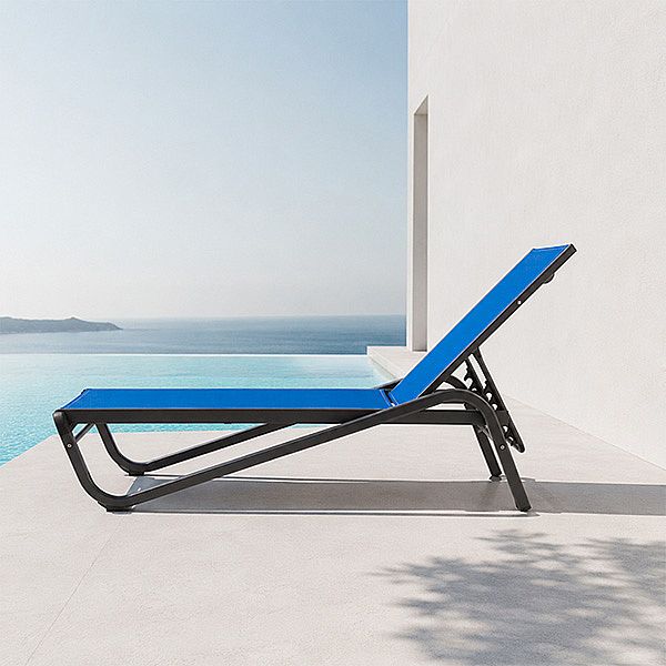 Wholesale Adjustable Outdoor Sun Lounger with PVC Coated Breathable Mesh Fabric Supply - 11D25L